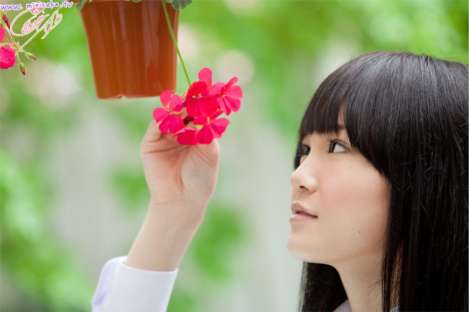 经典诱惑超大尺度 Ai Eikura 榮倉あい [Minisuka.tv] 现役女子高生